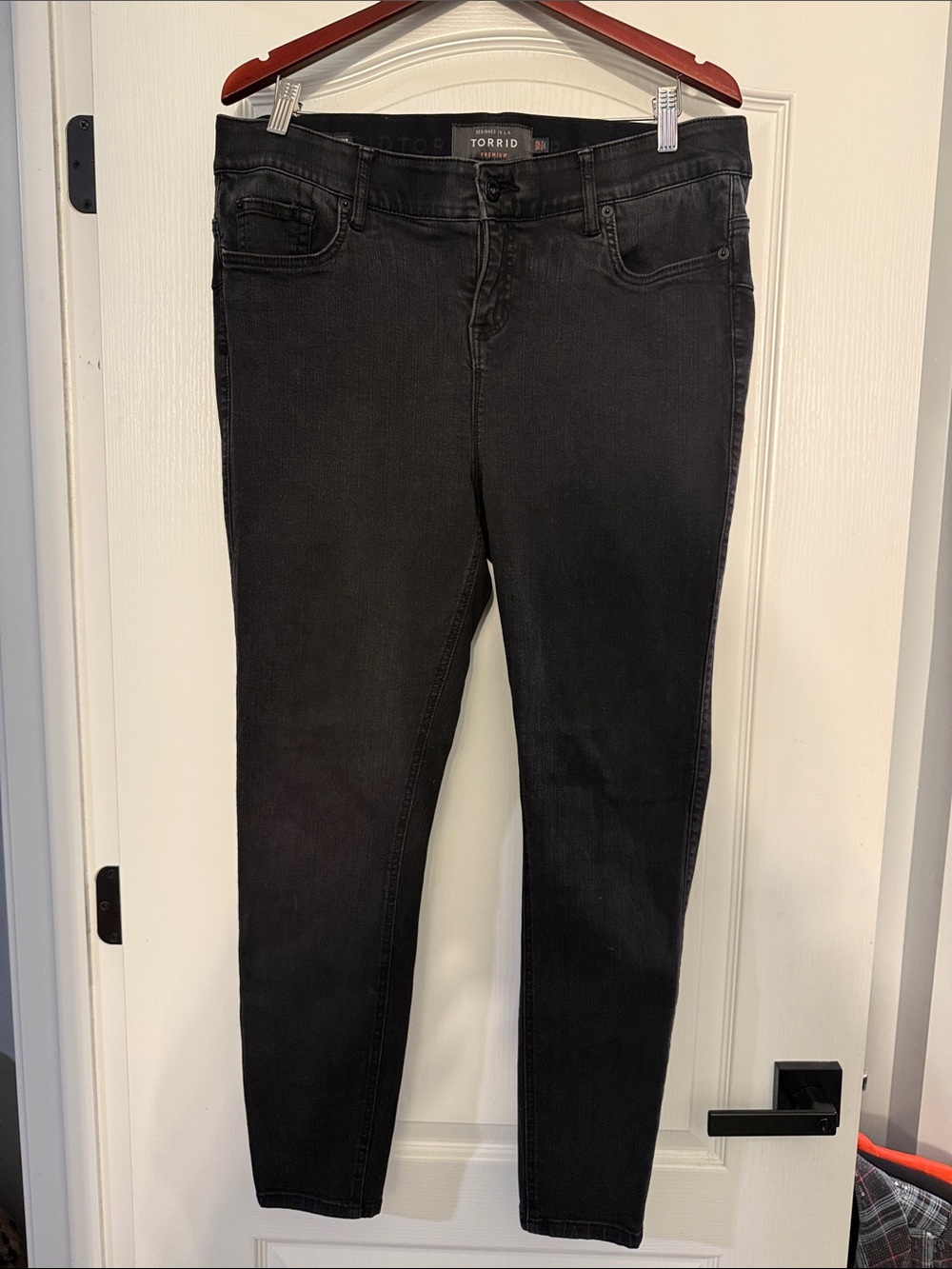 Torrid Bombshell Black Skinny Jeans - Women's Premium Stretch Denim